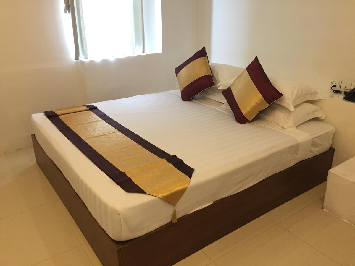 Hotel Sunny Mandalay Exterior foto