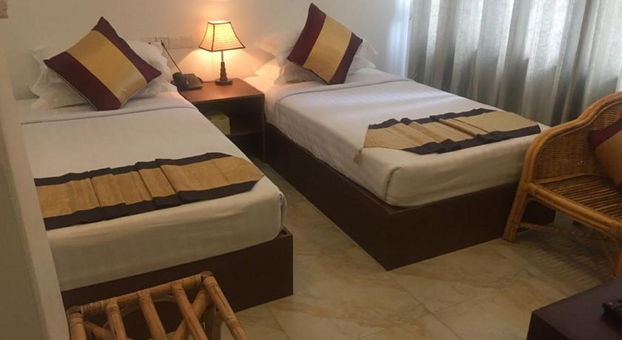 Hotel Sunny Mandalay Exterior foto