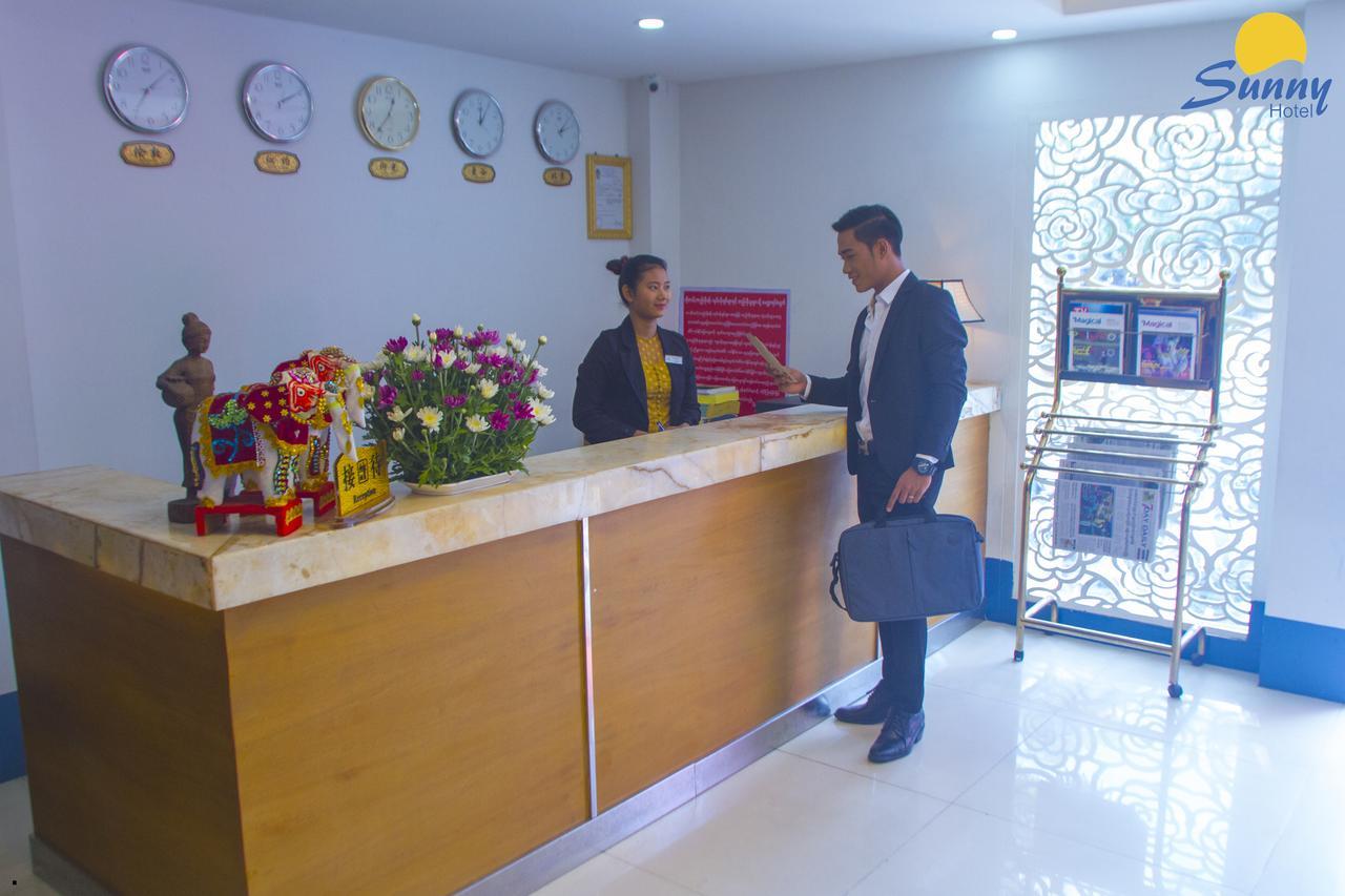 Hotel Sunny Mandalay Exterior foto
